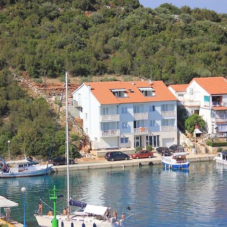 Apartments And Rooms By The Sea Zaglav, Dugi Otok - 8144 Sali Exterior photo